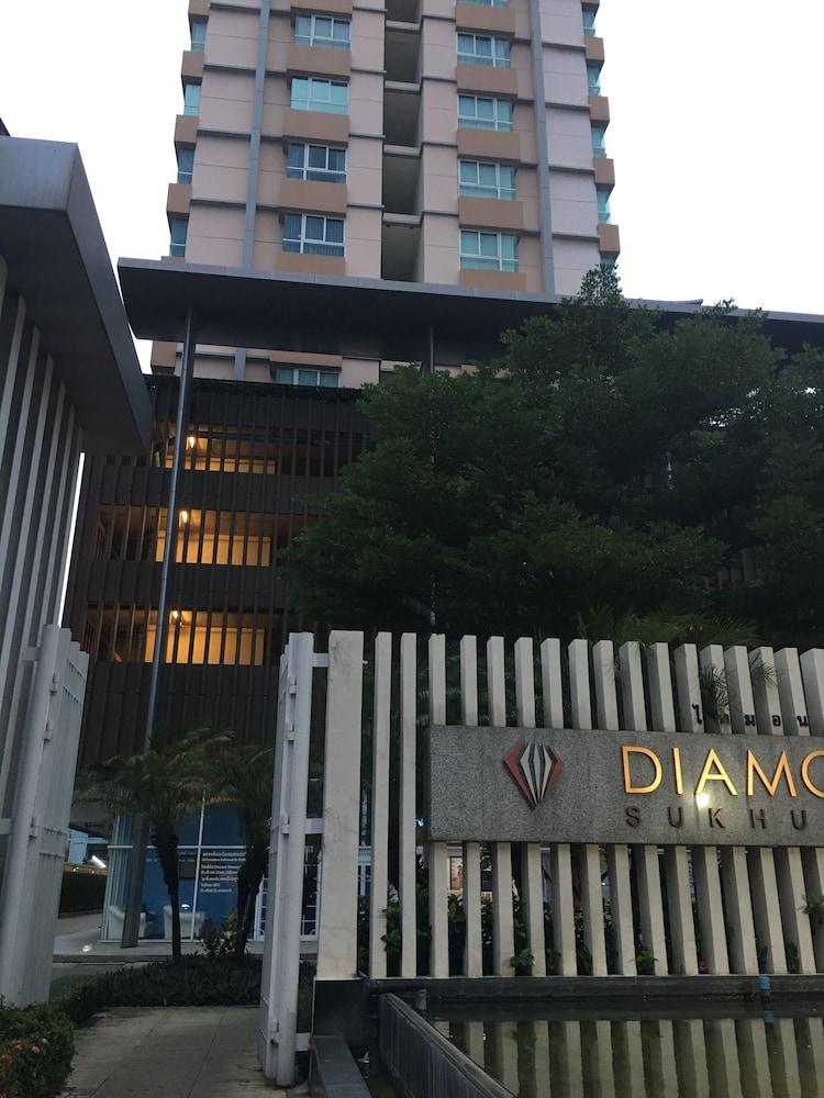 Siam Diamond Resident