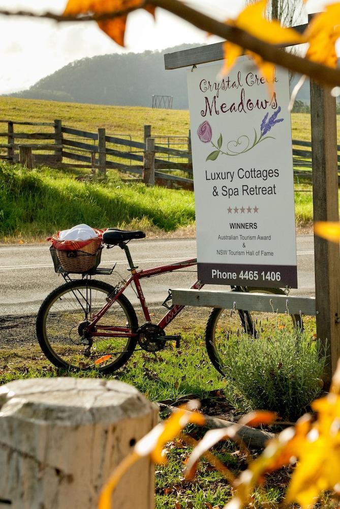 كريستال كريك ميدوز لاكشري كوتيدجيز المنطقة المحيطة بالمنشأة