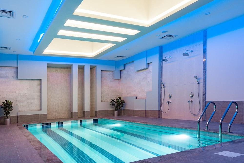 Graf Victor Indoor Pool