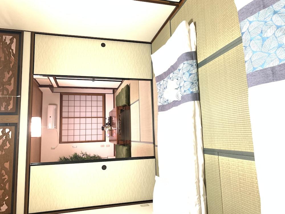 Yi Huai Xuan Room