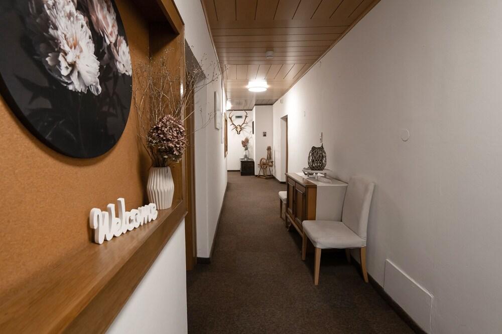 Canisiusbrünnl Interior Entrance
