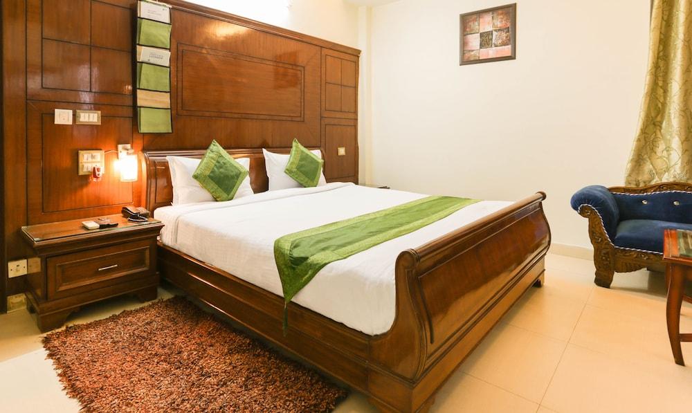 Treebo Shanta Inn