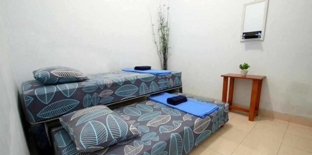 D'Java Homestay Seturan by The GrandJava Room