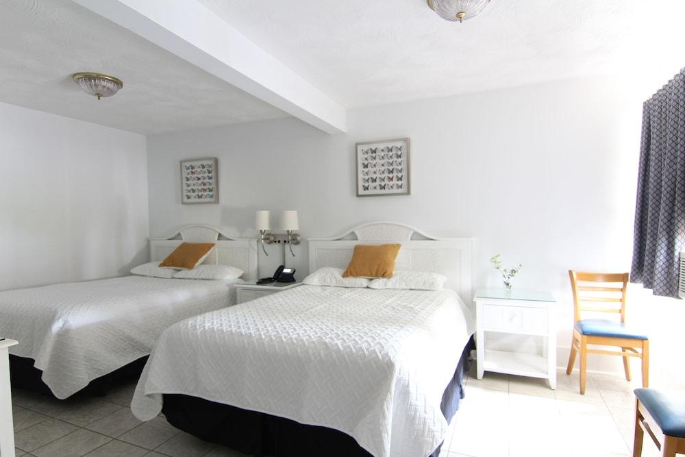 Holliday Inn of Folly Beach