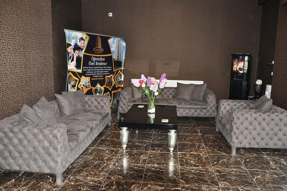 Academia Residence Lobby Sitting Area