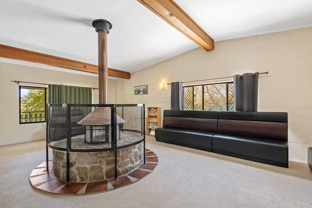 Discovery Parks – Jindabyne Lobby Lounge