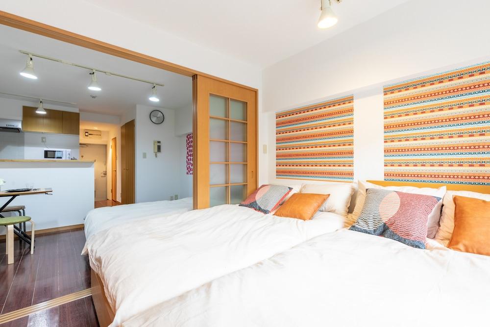 Shibuya & Omotesando, 7 min walk Room