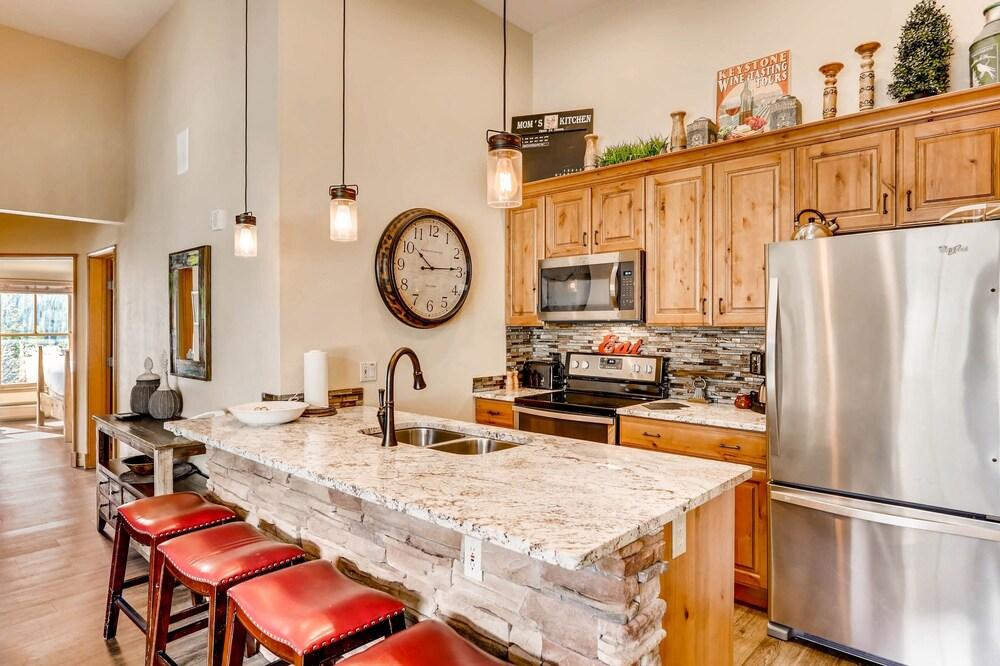 بريميير ر بد رو ن - وولك ديستانس تو سلوبيز كيدز سكي فري! 3 بد روم كوندو باي ريدآونينغ الصورة الأساسية