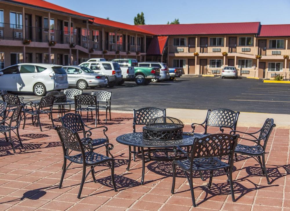 Mountain View Lodge BBQ/Picnic Area