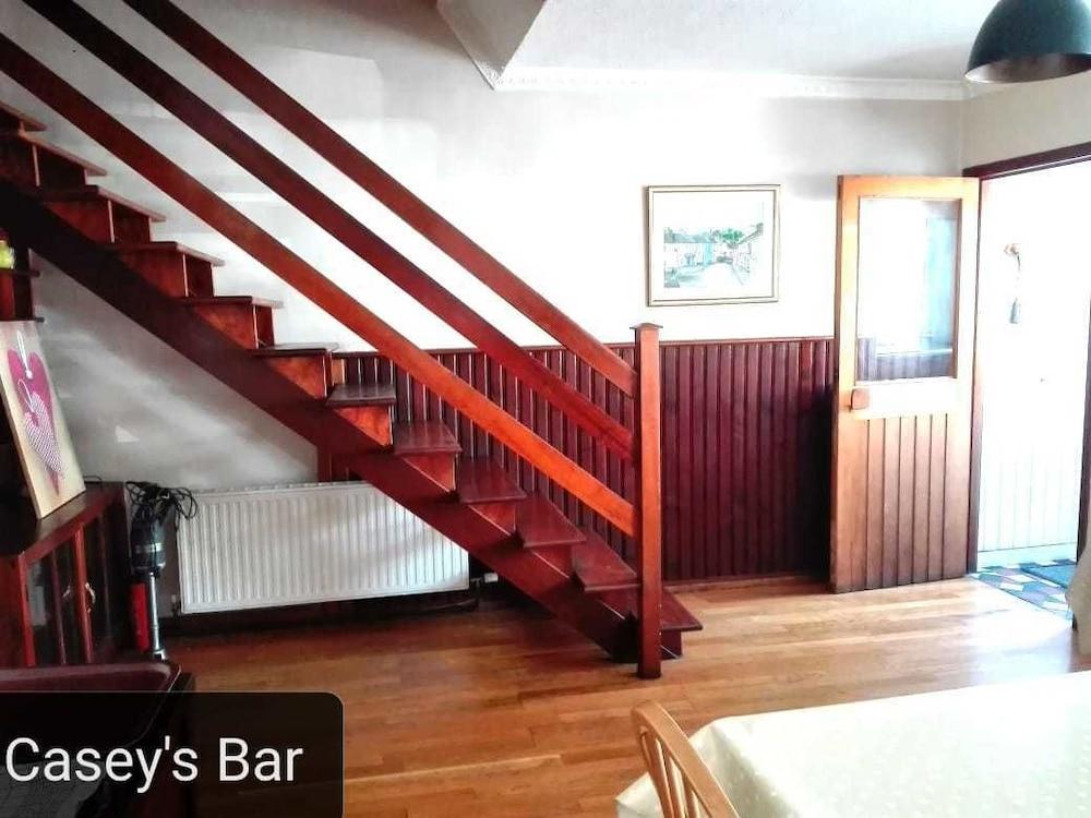 Caseys of Union Hall Interior