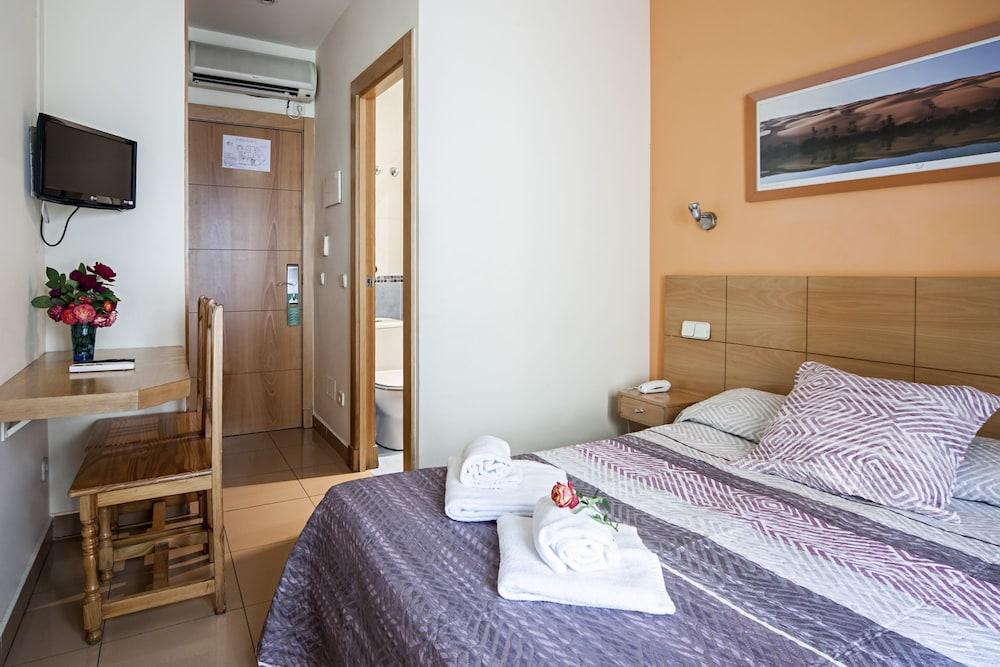 INTER Puerta del Sol - Auto Check-in Room