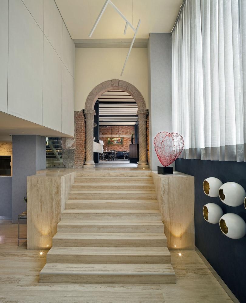 Stara Hamburgo Interior Entrance