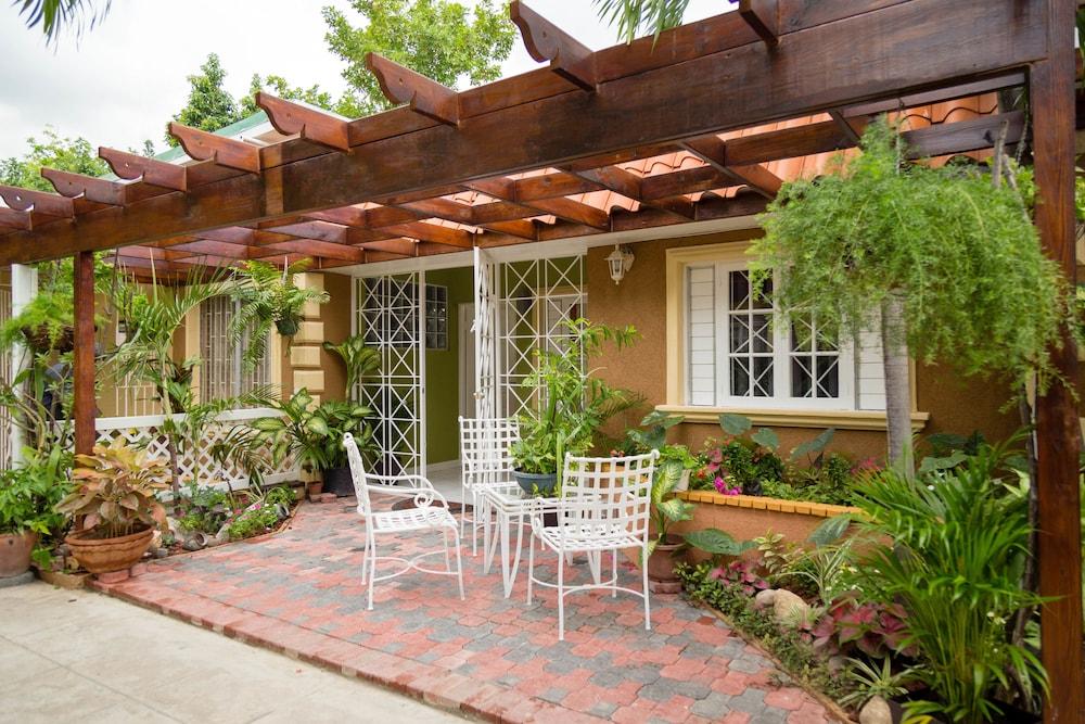 سنترالي لوكيتيد جيست أبارتمنتس 2