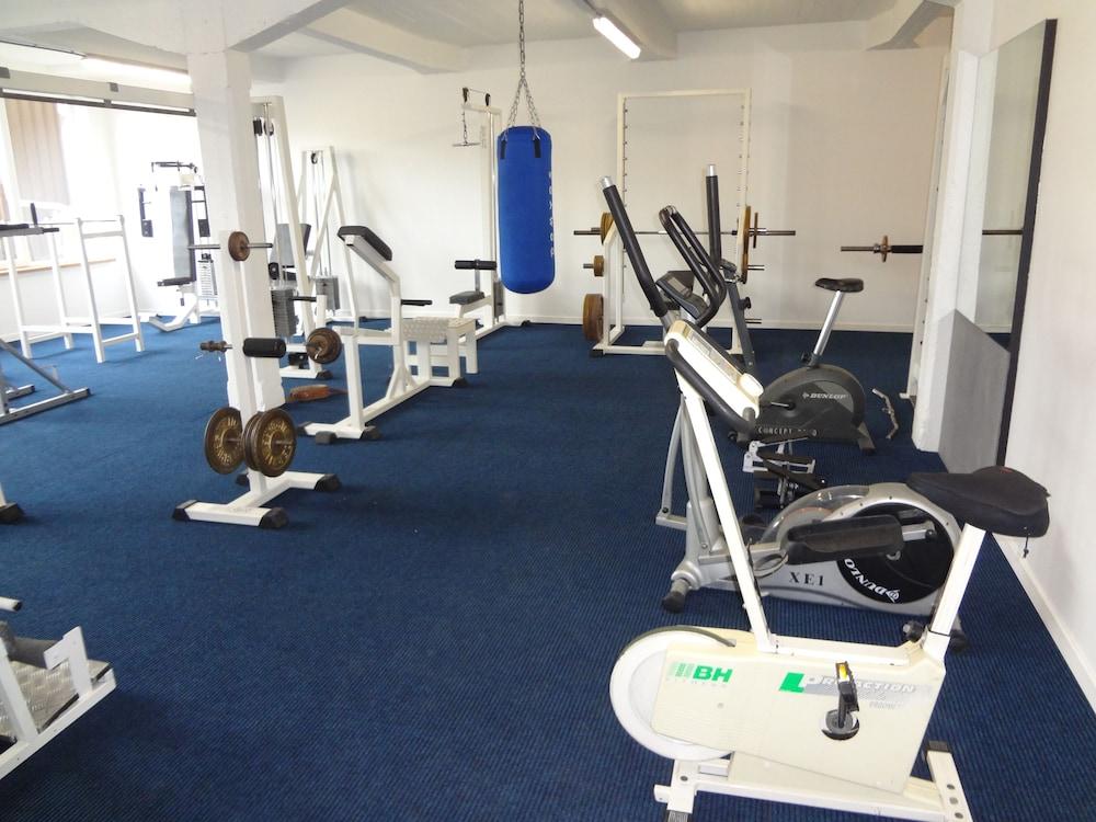 Hôtel Le Midi Fitness Facility