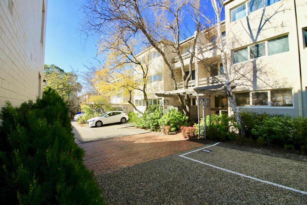 Apartments On Lygon