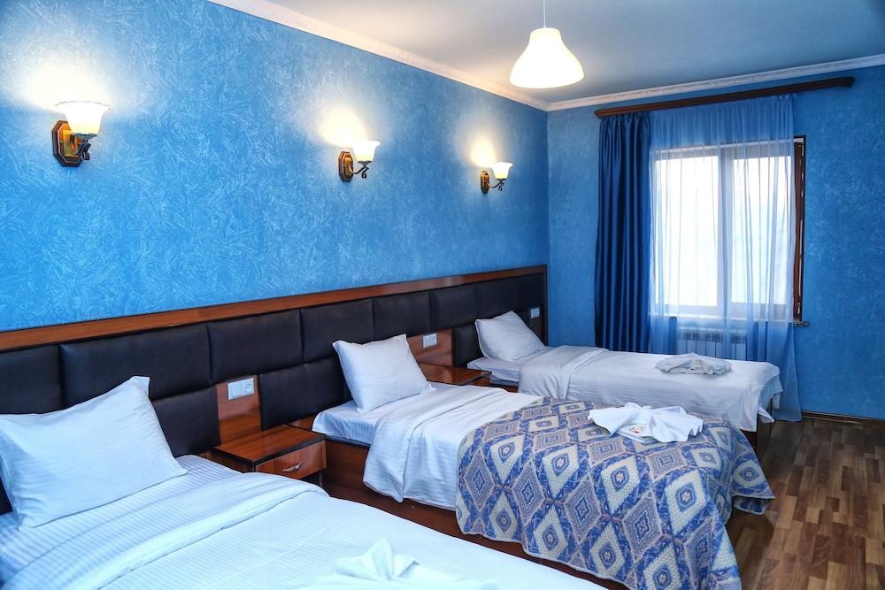 AVAGYAN'S Hotel - Restaurant