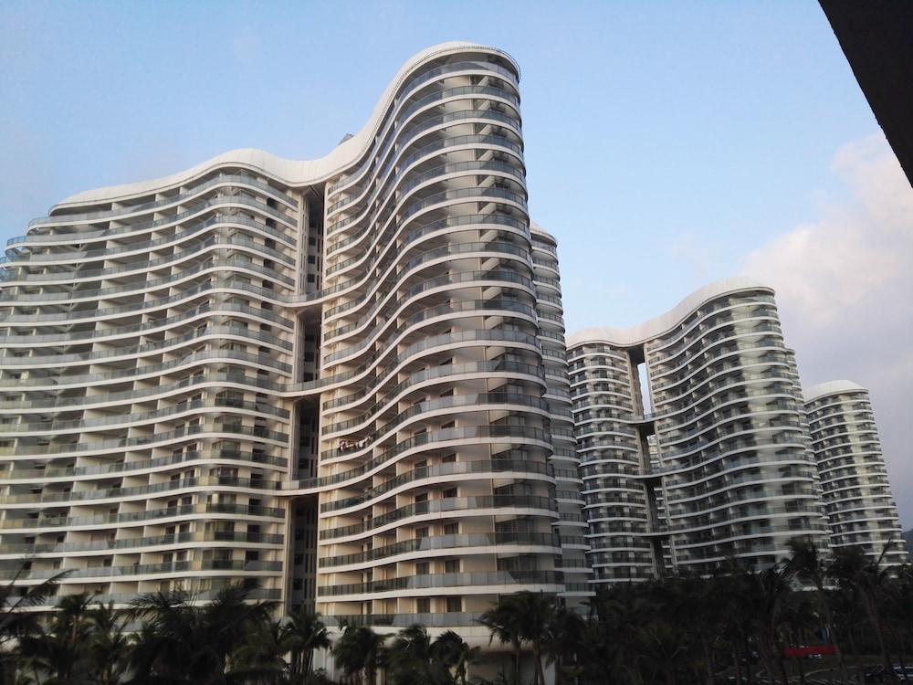 YUMI Apartment-Wanning Branch Exterior detail