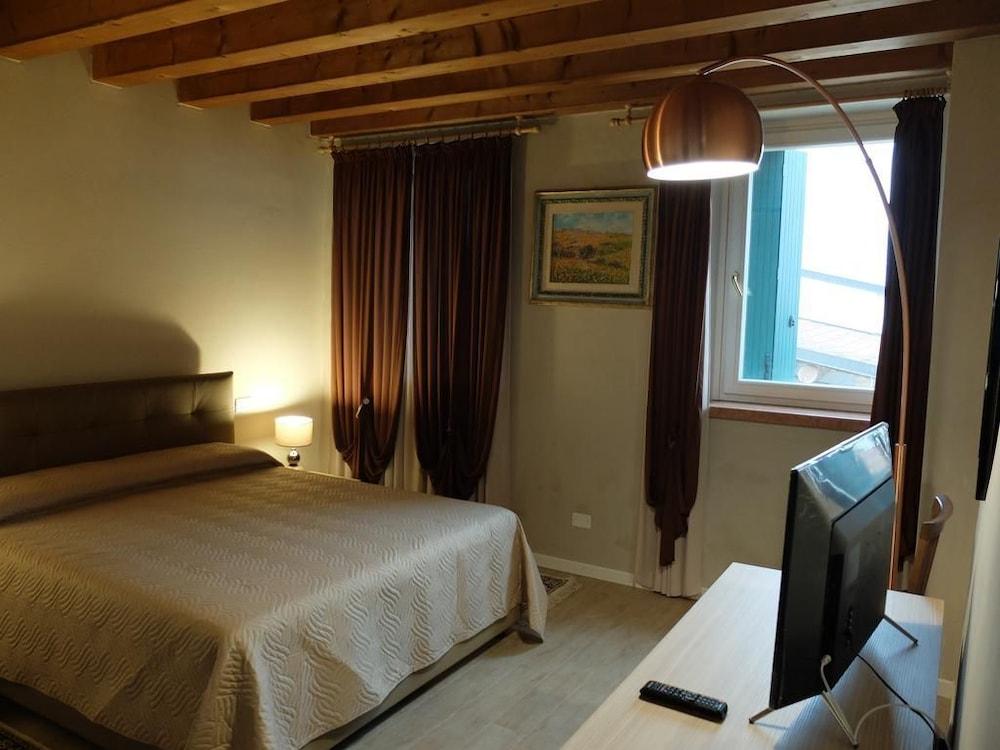 Il Rustico Room