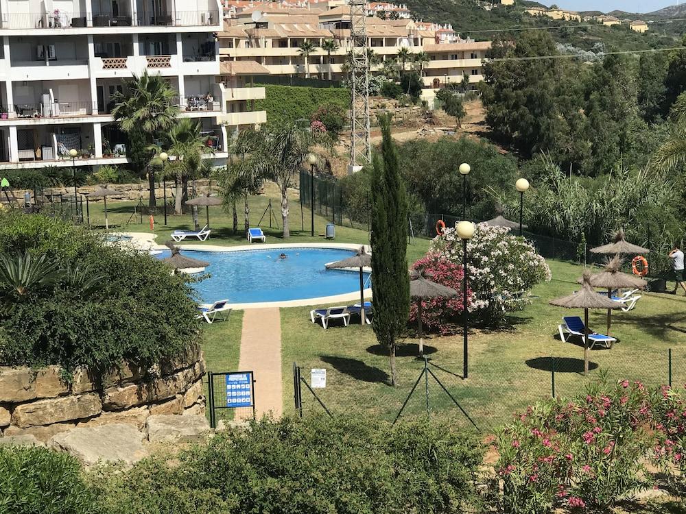 Manilva Playa SPA Resort 2-2 apartment B12F Outdoor Pool