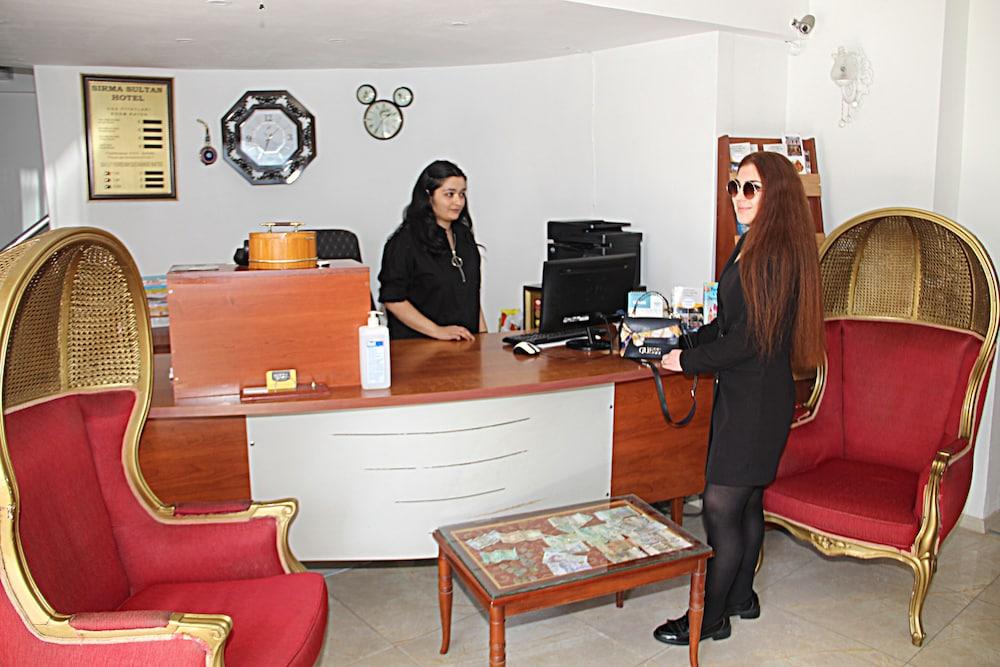Sultanahmet Endless Hotel Reception