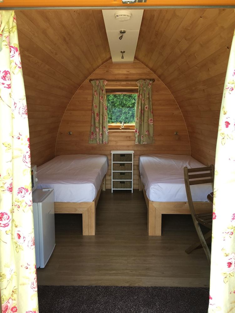 Briarfields Glamping Pods Room