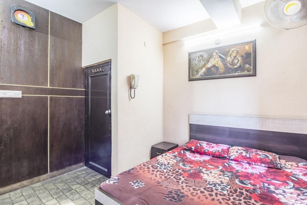 GuestHouser 1 BR Guest house 744d Room