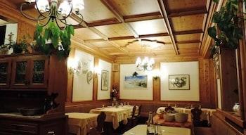 Albergo Ombrettola Others