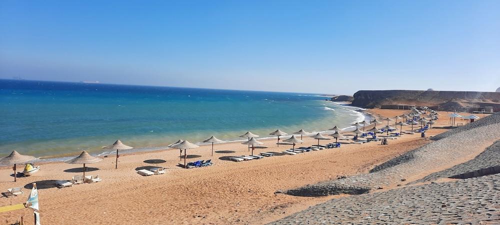 شاليه العين السخنة