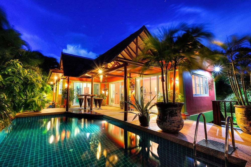 Chaba Pool Villa