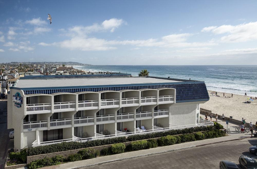 The Wayfarer San Diego Property Grounds
