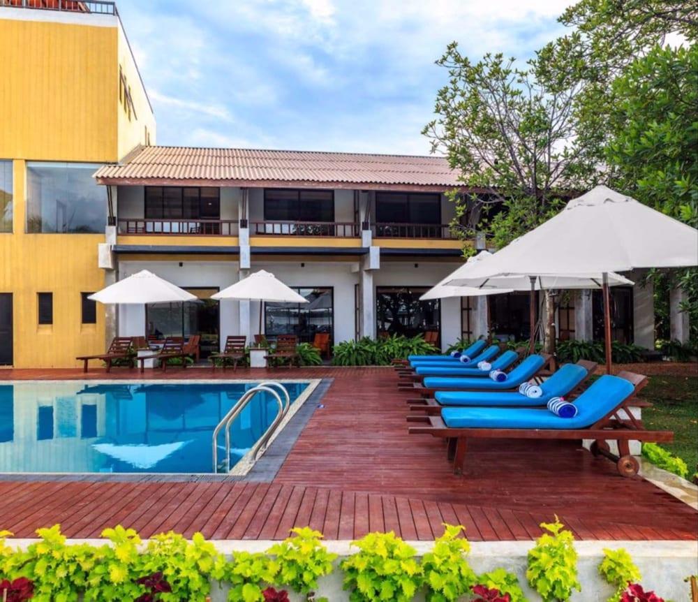 Amagi Aria Outdoor Pool