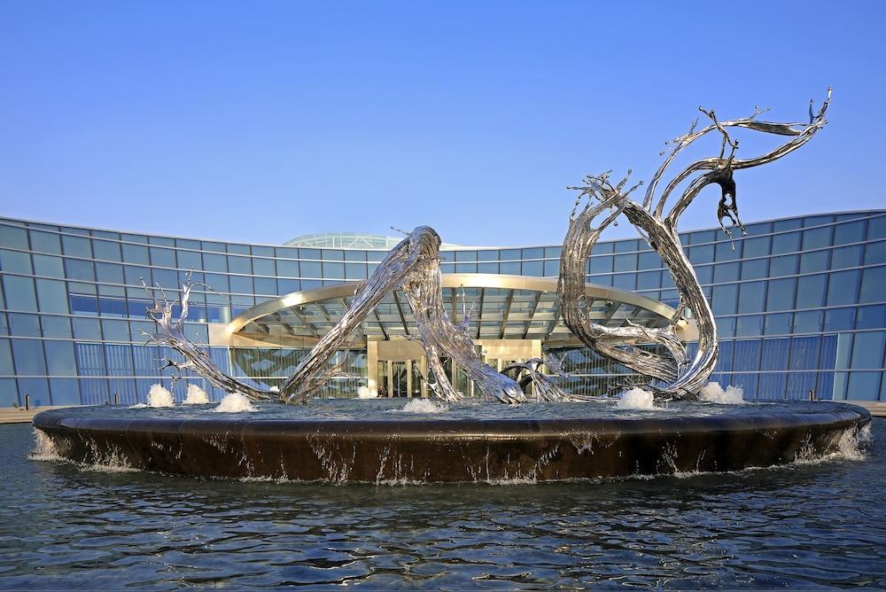 InterContinental Shanghai Wonderland by IHG Exterior