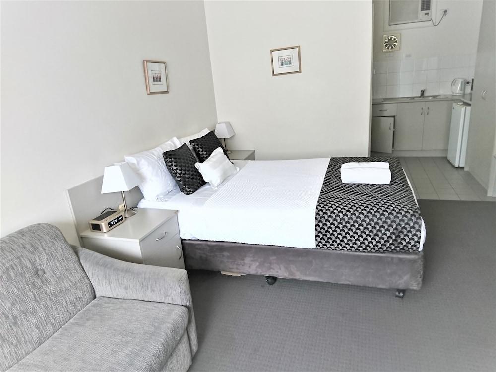 هاي 5 لاكشري هوليداي أبارتمنتس غرفة