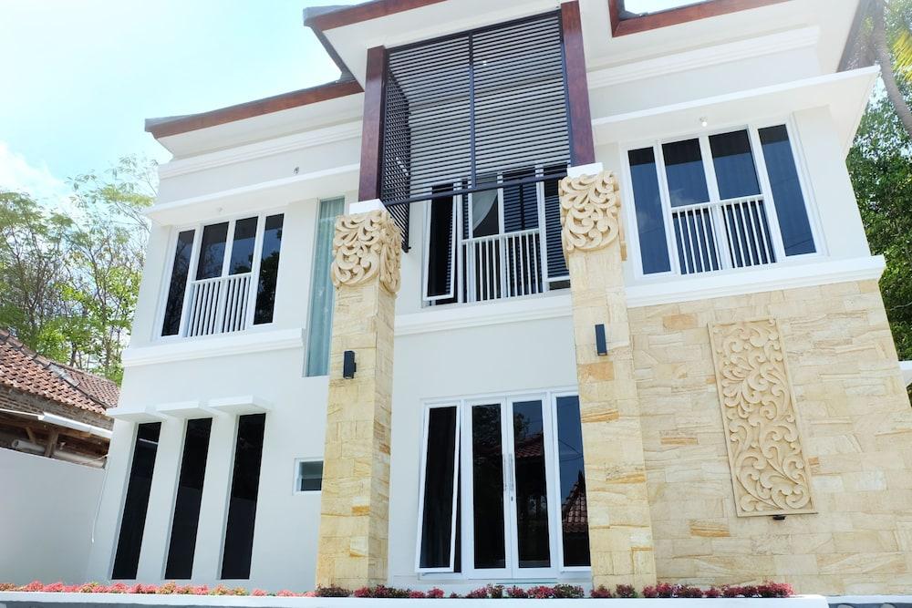 فيلا جوغجا جراند بالي ويذ برايفت بول باي سيمبلي هومي المنطقة الخارجية