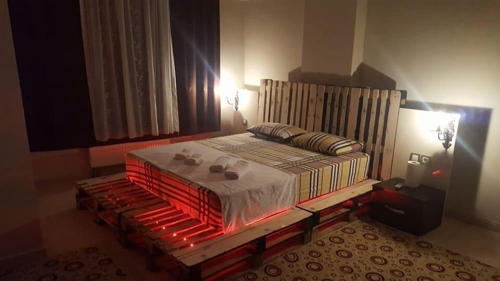 أنتاكيا 1 بد روم 2 باي دريم أوف هوليداي غرفة