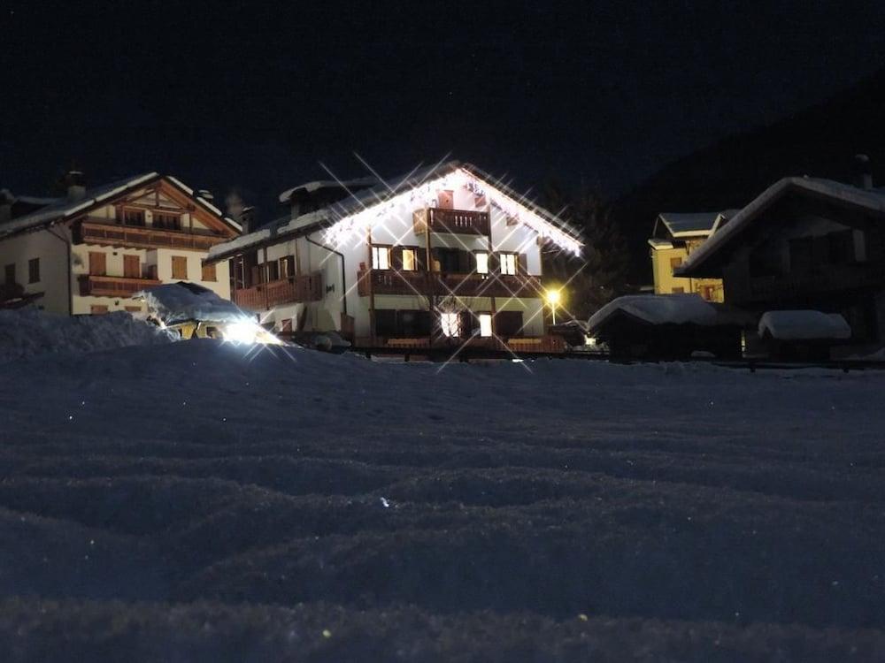 Albergo Ombrettola Featured Image