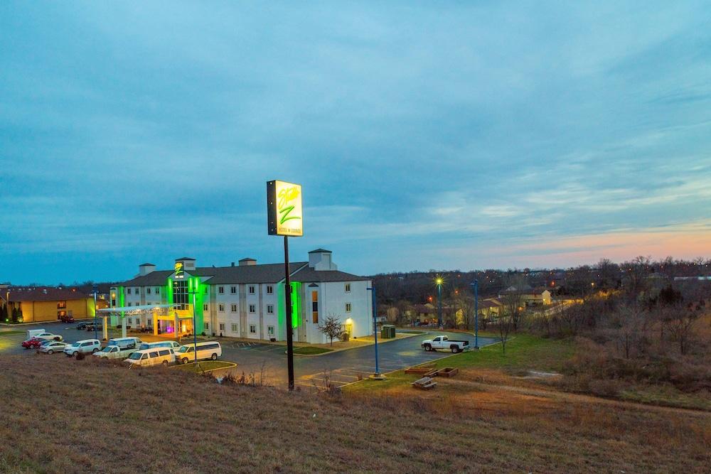 Studio Z, an Ascend Collection Hotel Property Grounds