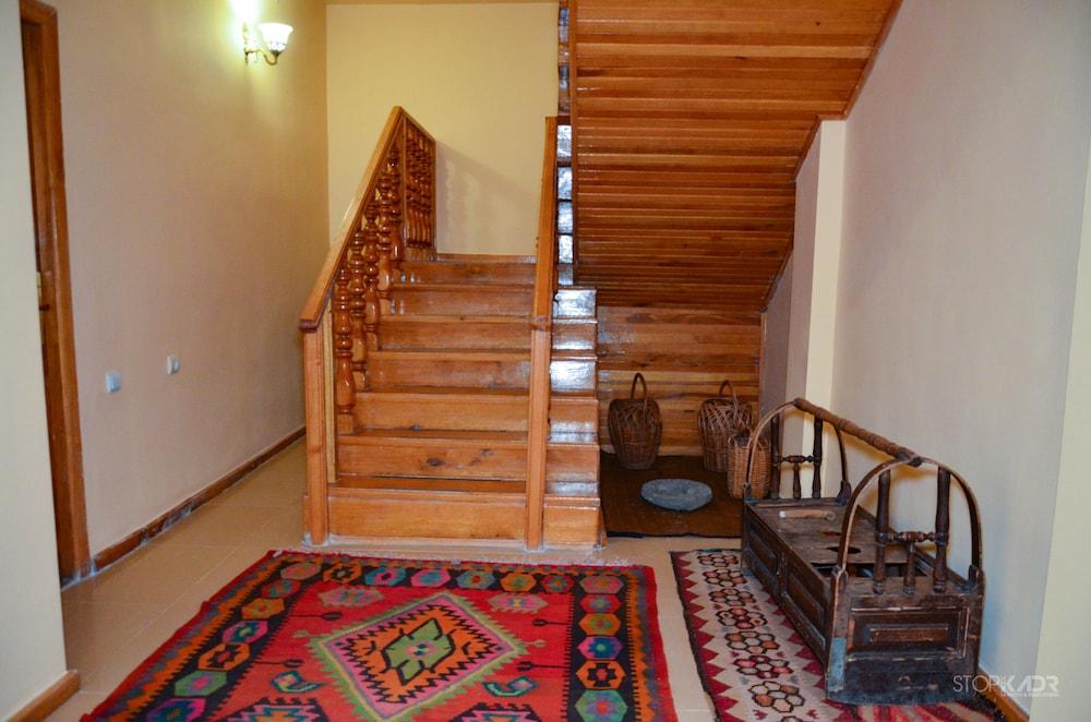 Yeghevnut Hotel Interior