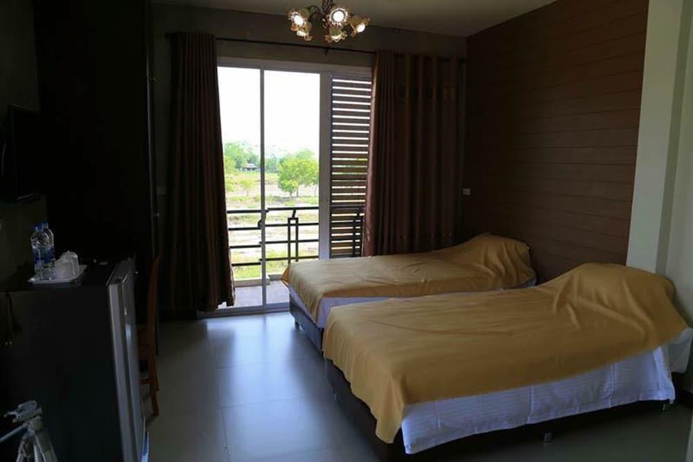 Nava Resort Room