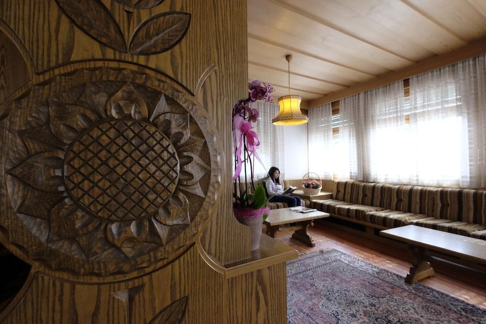 Albergo Antico Interior