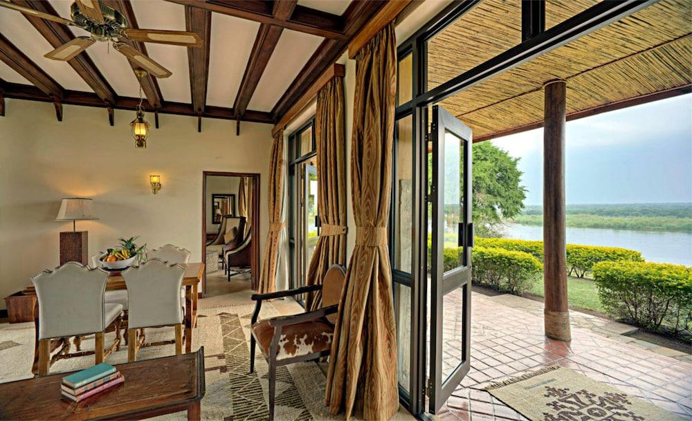 Paraa Safari Lodge Interior
