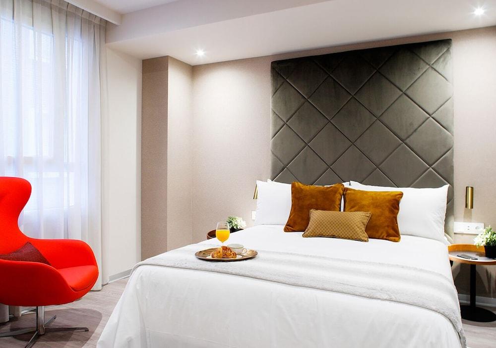 Voghe Premium Flats Room