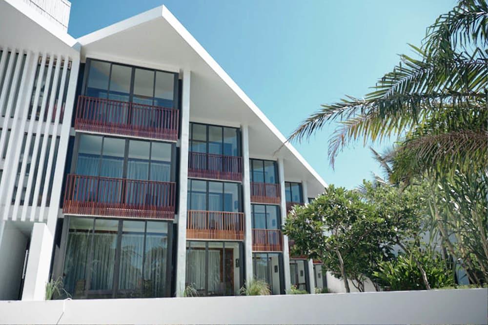 Sunrise Premium Resort Hoi An Exterior