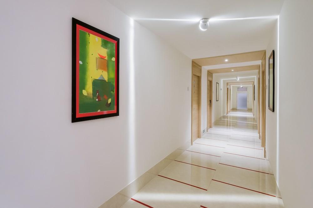 Red Fox by Lemon Tree Hotels, Vijayawada Lobby
