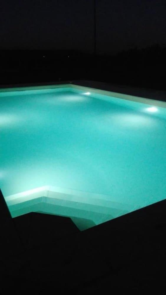 Il Rustico Outdoor Pool