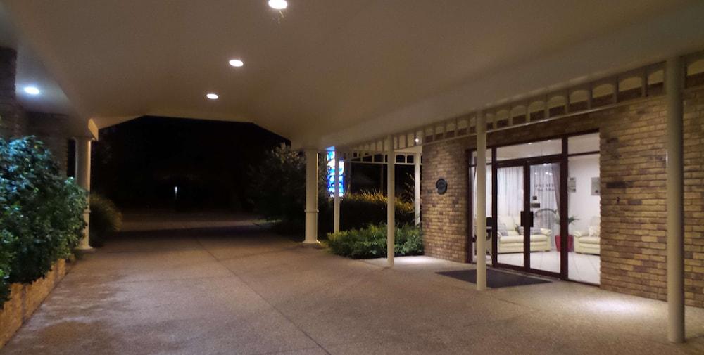 بست ويسترن أمباسادور موتور إن آند أبارتمنتس المنطقة الخارجية