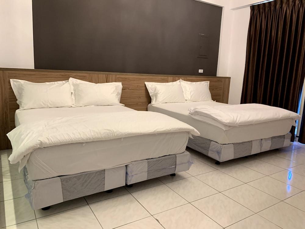 Spring Hall Room