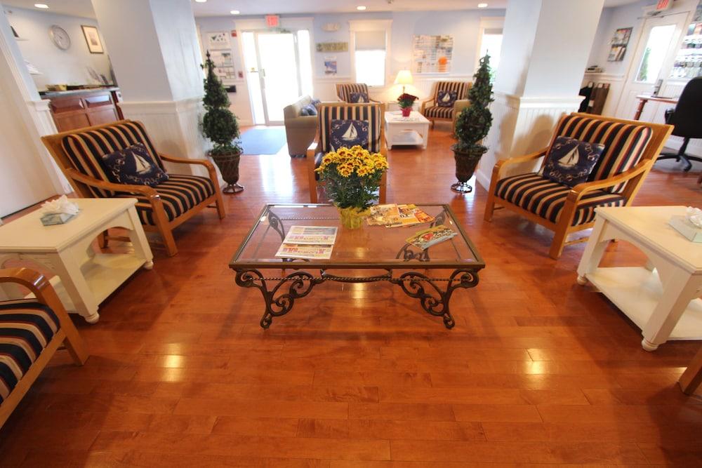 إيدجووتر بيتش ريزورت، إيه في آر آي ريزورت منطقة الجلوس في الردهة