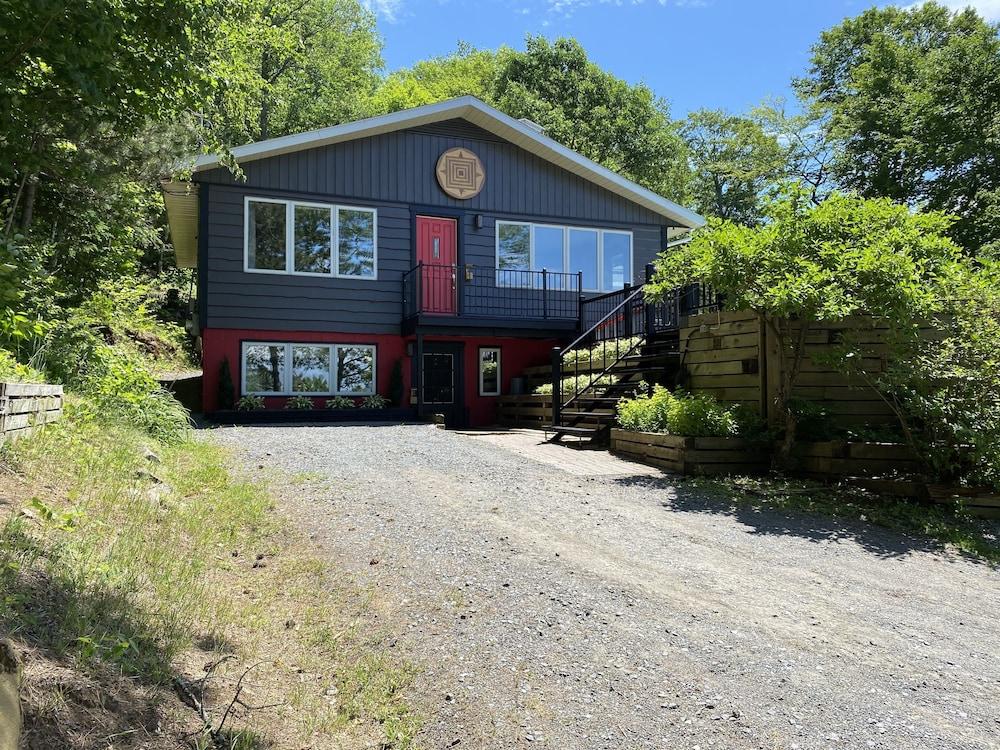 Chimo Cottage