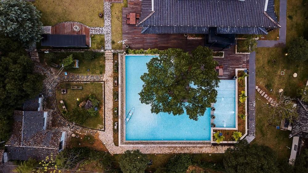 Yue Xi Shan Ju Resort Aerial View